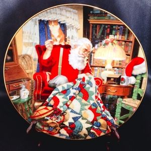 "Santa Takes a Break" Decor Plate by Tom Newsom 1994